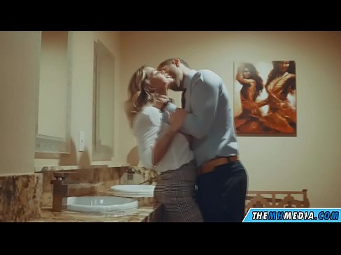 ❤️ Кад те прсата плавуша заведе у јавном тоалету ❤❌ Порно фб на sr.sexarxiv.ru ❤